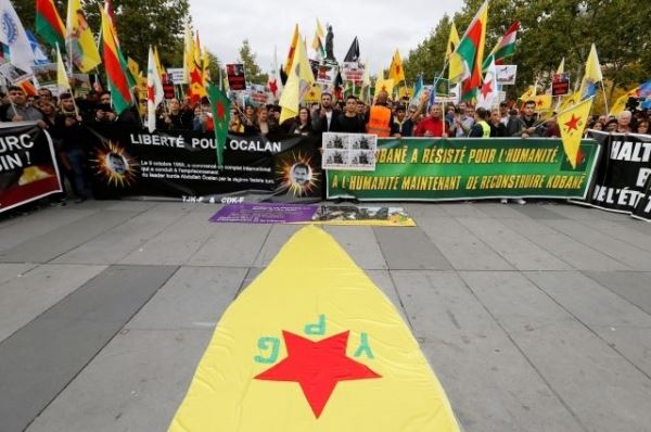 Во Франции на акции против операции Турции в Сирии вышли 100 тысяч человек