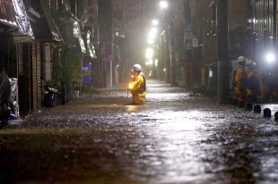  В Японии число жертв тайфуна "Хагибис" достигло 77 человек 
