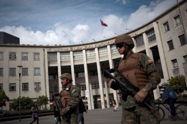 Чрезвычайное положение объявлено в еще двух городах Чили из-за беспорядков
