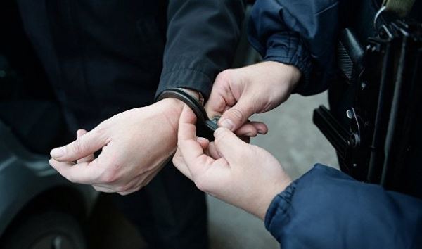 <br />
Суд арестовал подозреваемого в убийстве школьницы в Ижевске<br />
