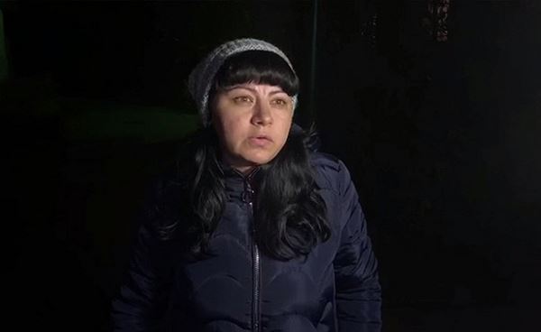 <br />
«Больная на голову»: соседка матери саратовского убийцы об угрозах женщины в адрес местных детей<br />
