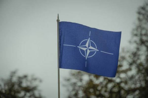 НАТО выступило против моратория на размещение ракет средней дальности